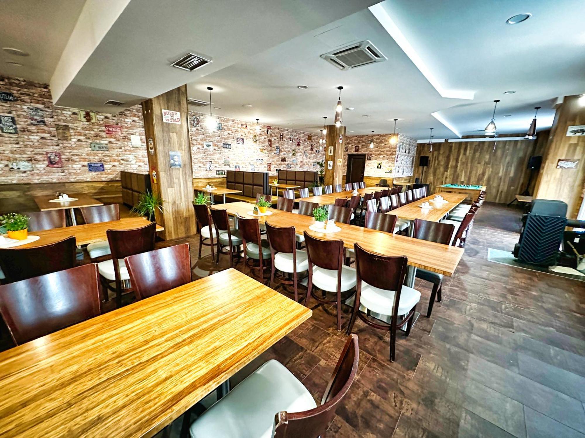 Motel Olympland Trutnov Eksteriør billede